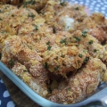 Мариновани панирани пилешки късчета