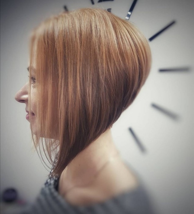 каре лайт. стрижка боб и боб каре. стрижки каре боб градуированные женские. градуированный боб каре на средние волосы. каре лайт.