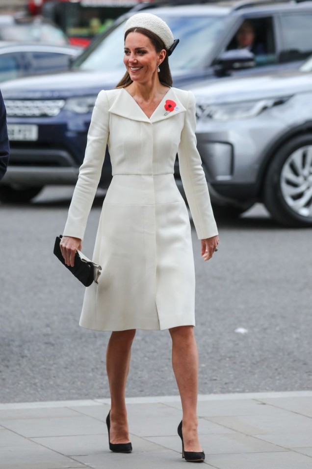 Кейт Мидълтън рокля-палто