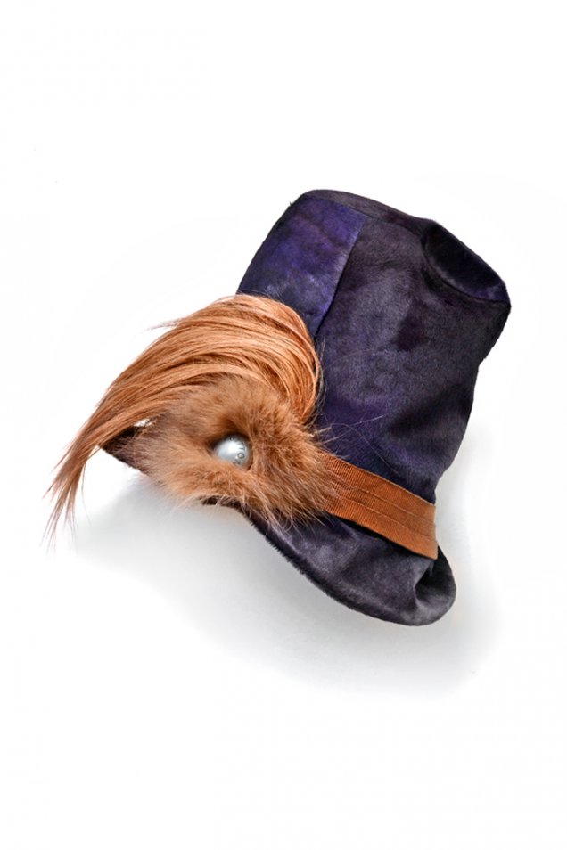 Зимна шапка кожа с къс косъм синя Louis Vuitton зима 2012