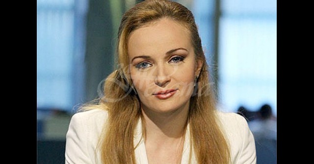 Гена Трайкова крие годежен пръстен! Кой открадна сърцето на красивата ...