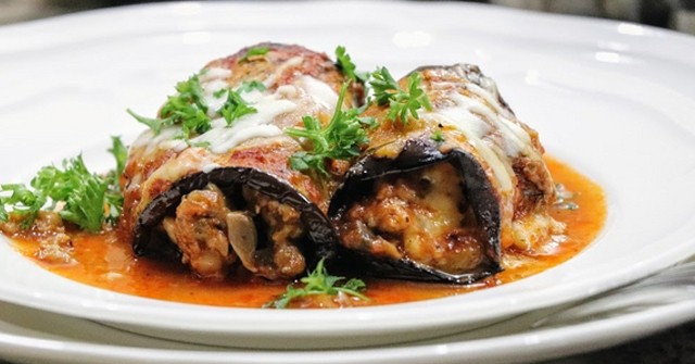 Патладжан сарма - нито със зеле, нито с лозов лист е толкова вкусно ...