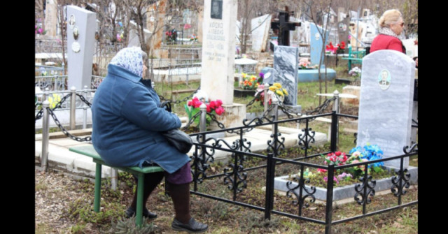 В кои дни можете и кога е забранено да ходите на гробищата - всички ...
