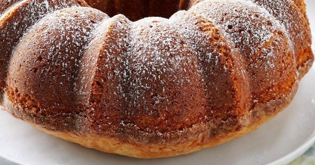 Неприлично вкусно бъркано кексче с газирано - отнема буквално 10 минути ...